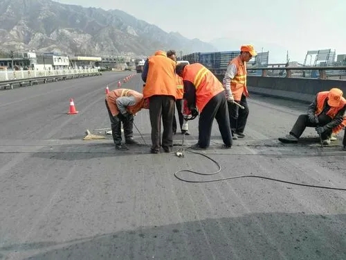 荔湾道路桥梁病害治理